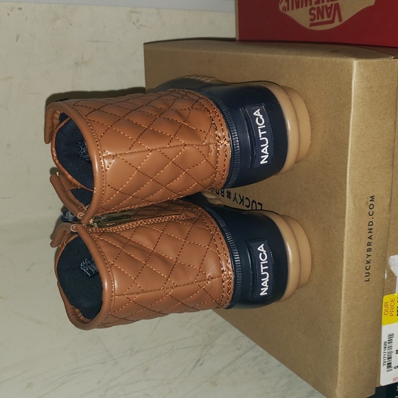 Nautica Duck Boots - Picture 3 of 4